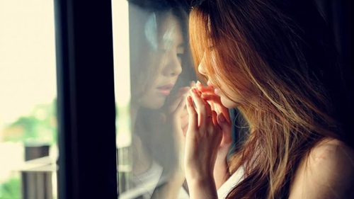 分手后发短信女方还会回复