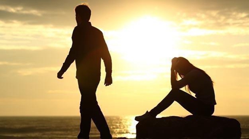 25条经典英语表达，讲述永恒的爱情：'Always Together' Quotes for Lovers